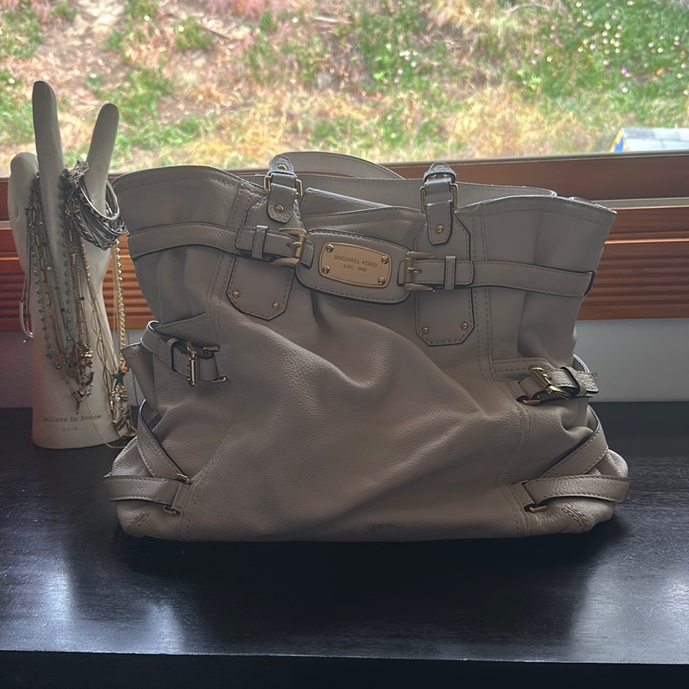 Michael Kors purse